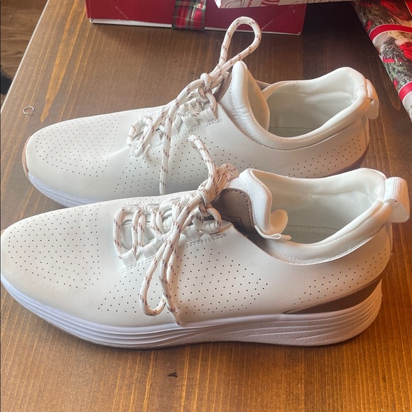 Steve Madden White leather Sneakers size 9.5 men’s - Picture 2 of 7